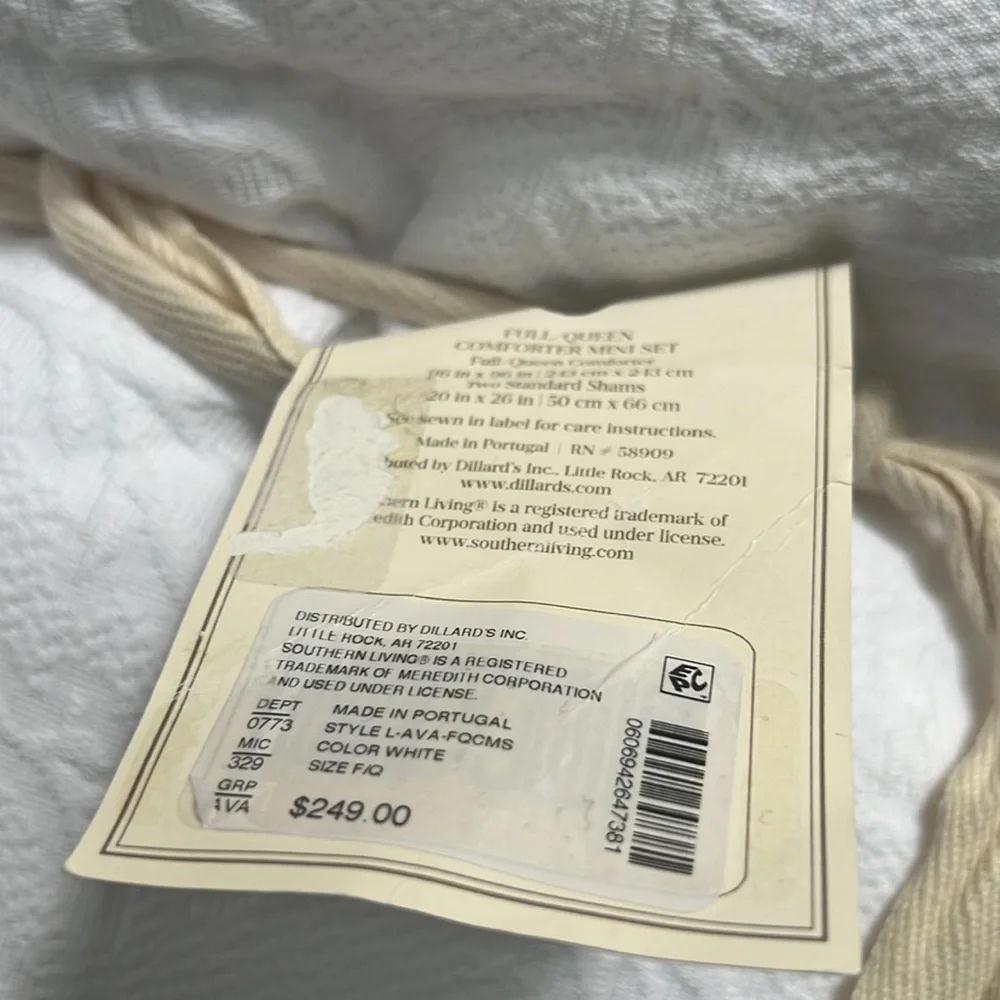 Southern Living Ava Floral Jacquard Comforter Mini Set